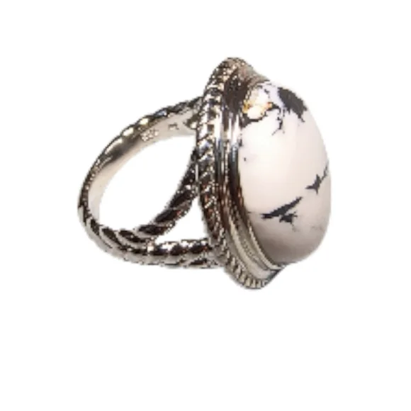 White Buffalo And Sterling Silver Chunky Ring NWOT - Picture 2 of 10